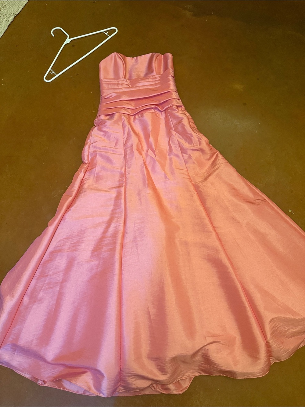 Wtoo Strapless Pink Satin Ball Gown